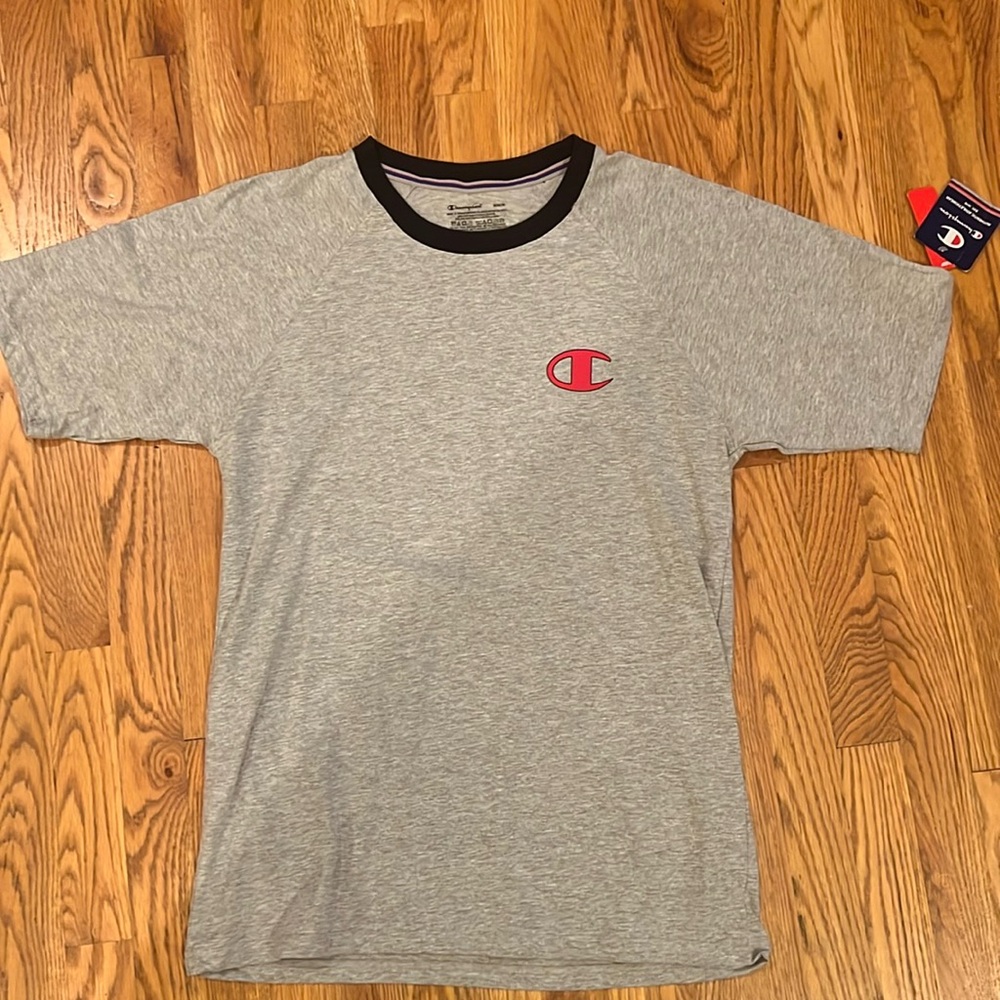 New Champion Men’s Size M Gray Short Sleeve TShirt